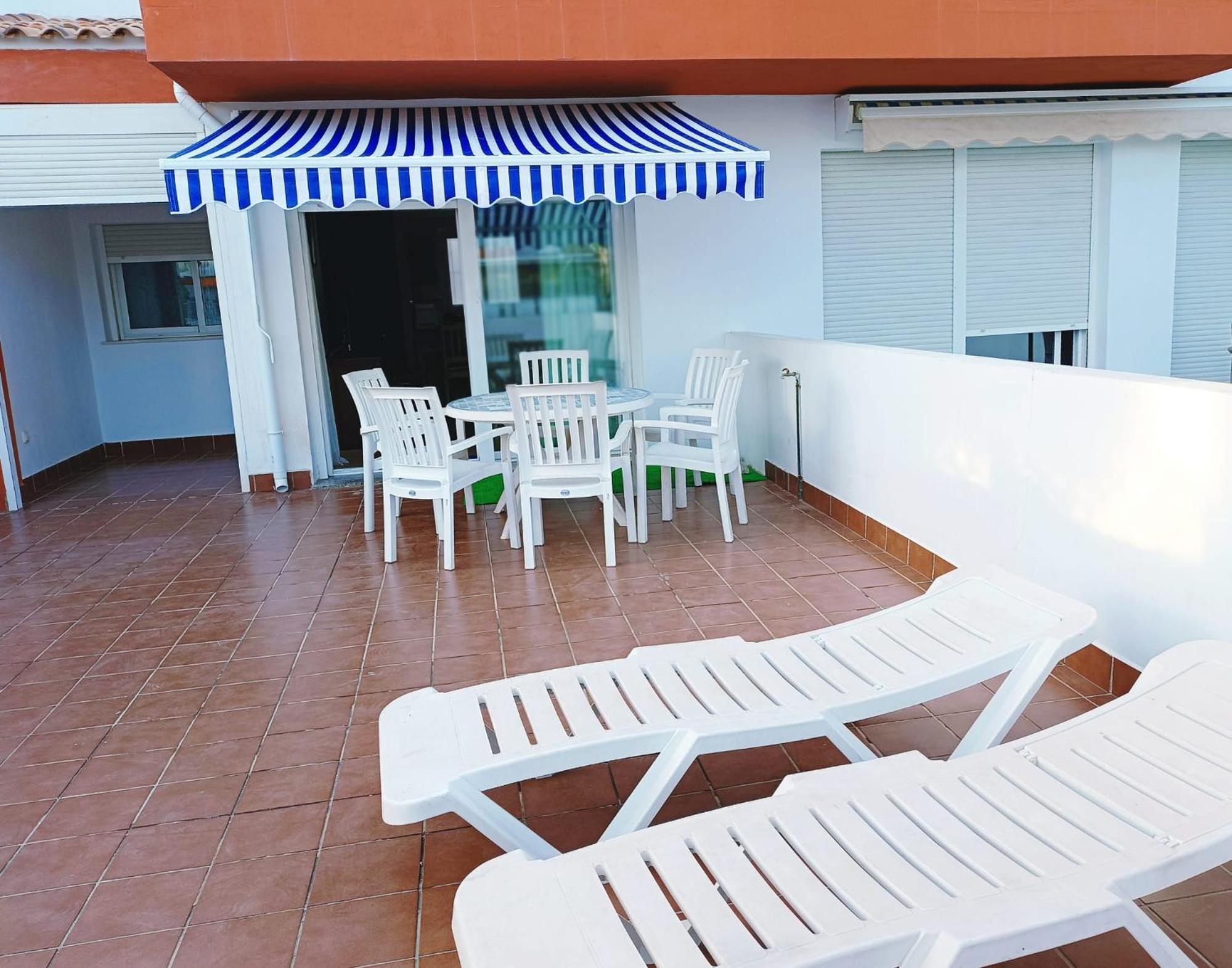 Villa Casa Familiar A Pie De Piscina Vera Exterior foto